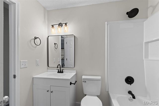 2041 Silent Spring Drive, Maryland Heights, MO 63043