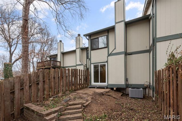 2041 Silent Spring Drive, Maryland Heights, MO 63043