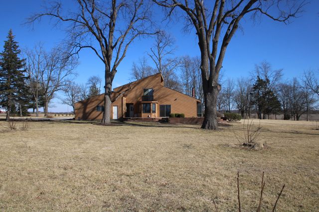 24530 S Rowell Avenue, Elwood, IL 60421