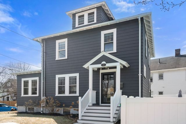 41 Capital St, Newton, MA 02458