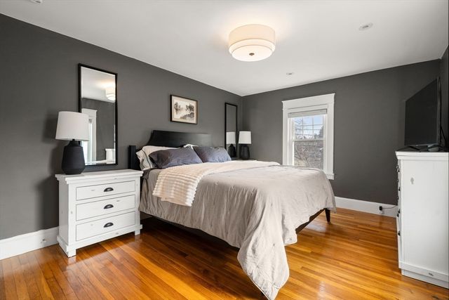 41 Capital St, Newton, MA 02458