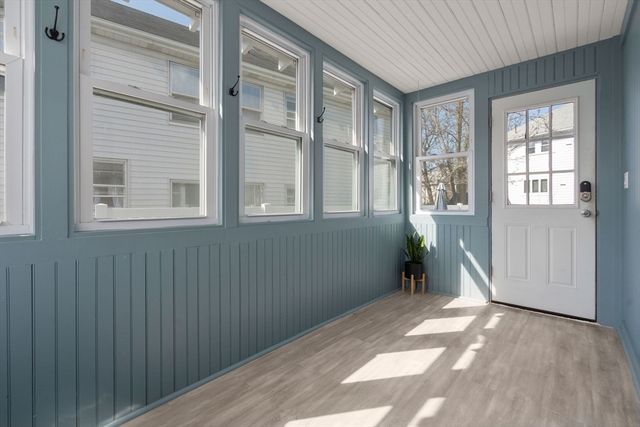 41 Capital St, Newton, MA 02458