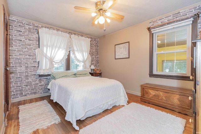 2321 Mount Auburn Road, Evansville, IN 47720