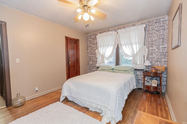 2321 Mount Auburn Road, Evansville, IN 47720