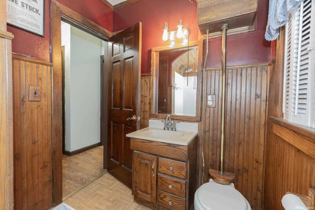 2321 Mount Auburn Road, Evansville, IN 47720