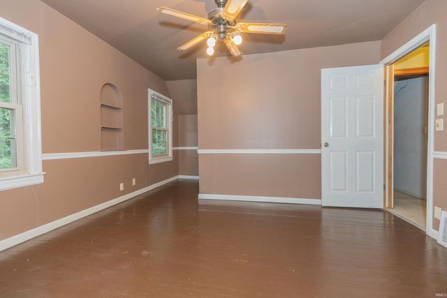 2321 Mount Auburn Road, Evansville, IN 47720