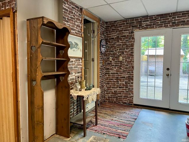 2321 Mount Auburn Road, Evansville, IN 47720