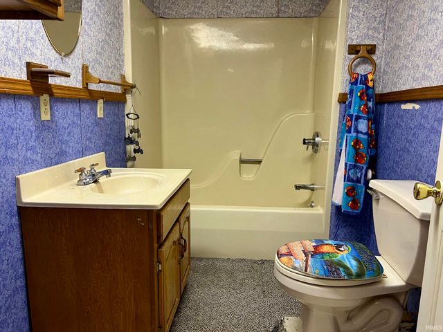2321 Mount Auburn Road, Evansville, IN 47720
