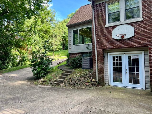 2321 Mount Auburn Road, Evansville, IN 47720