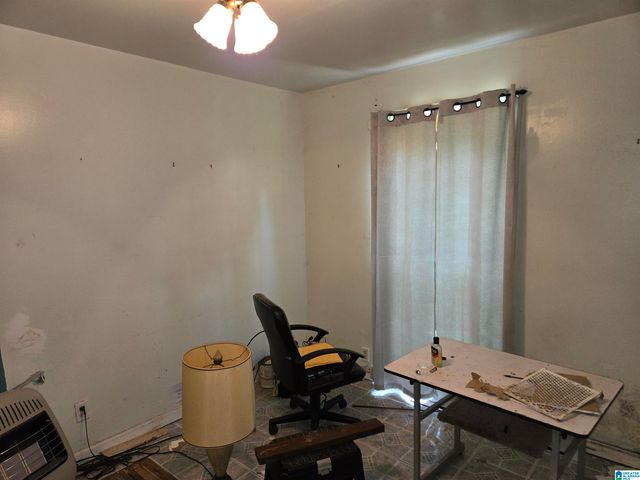 905 BELVIEW STREET, Bessemer, AL 35020