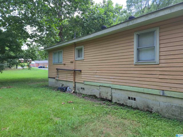 905 BELVIEW STREET, Bessemer, AL 35020