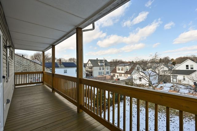 6 Arthur St 3, Salem, MA 01970