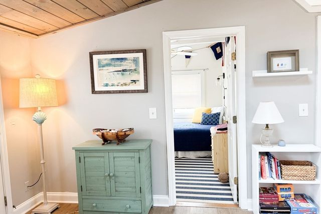 34 Pleasant St 3, Dennis, MA 02660