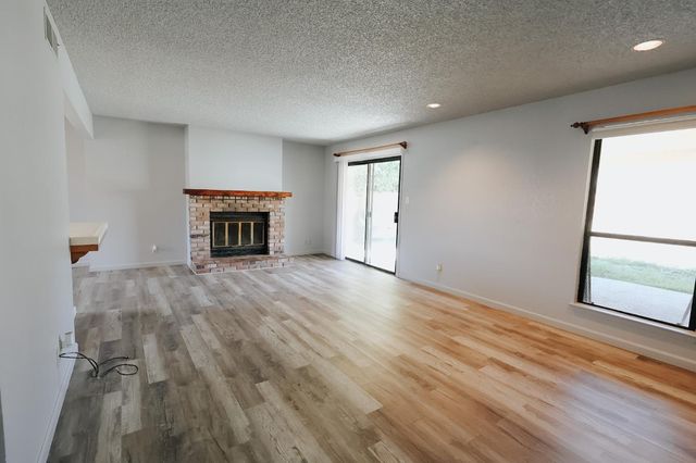 3624 Eddy Avenue, Clovis, CA 93612