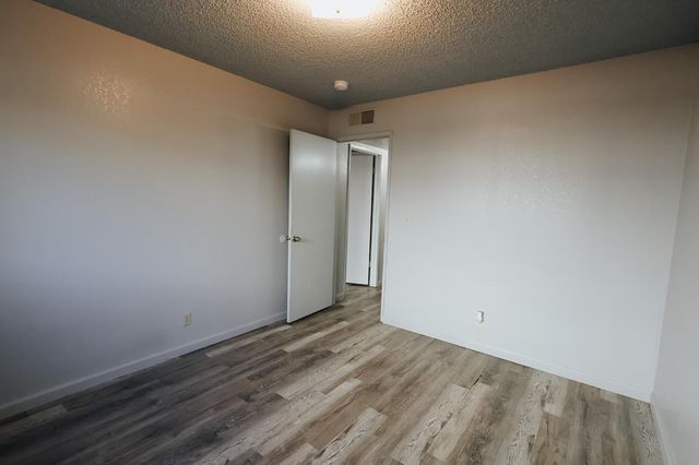 3624 Eddy Avenue, Clovis, CA 93612