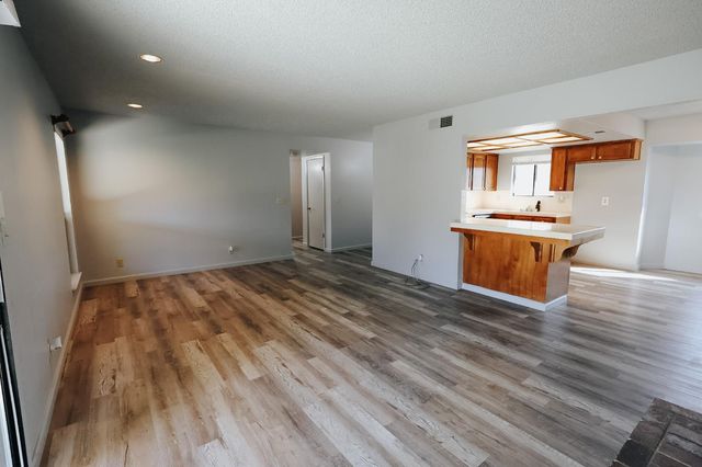 3624 Eddy Avenue, Clovis, CA 93612