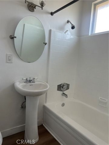 3297 Tenaya, Lynwood, CA 90262