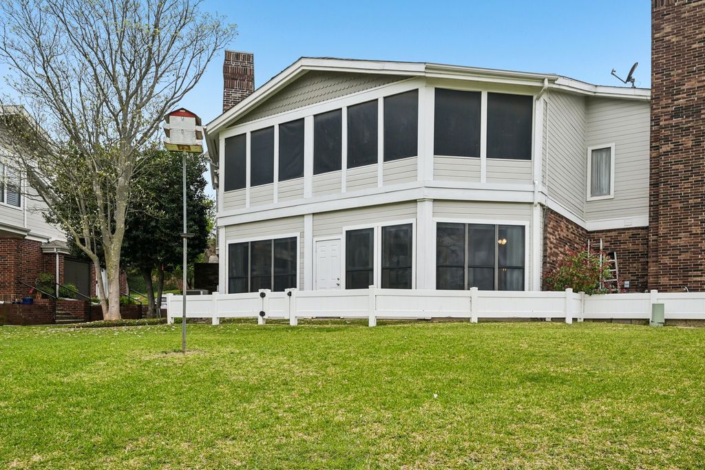 9955 Waterfront Trail, Rowlett, TX 75087