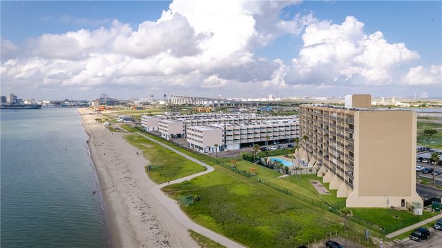 4000 Surfside Blvd 206, Corpus Christi, TX 78402