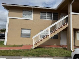 1001 Twin lakes Dr. 29-D, Coral Springs, FL 33071