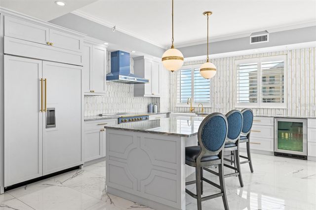 1170 GULF BOULEVARD 2001, Clearwater, FL 33767