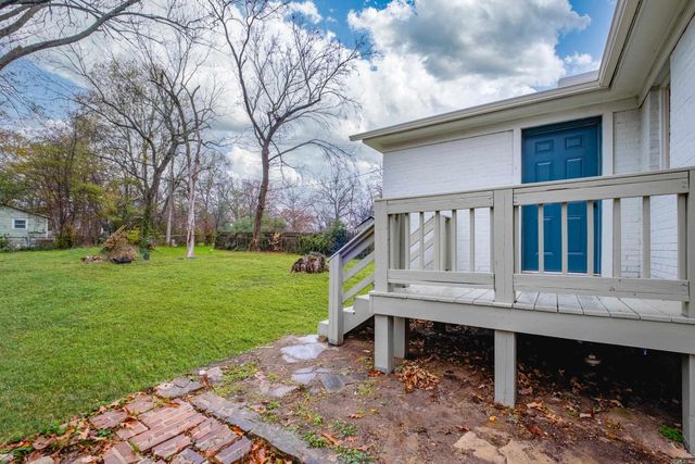 702 S Maple Street, Little Rock, AR 72205