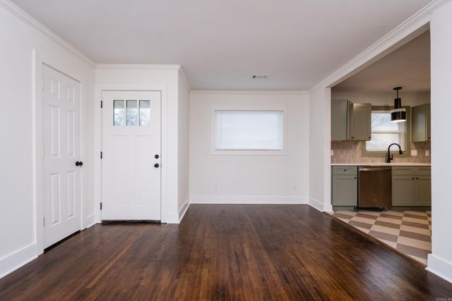 702 S Maple Street, Little Rock, AR 72205