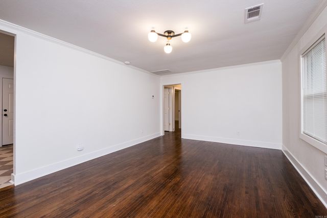 702 S Maple Street, Little Rock, AR 72205