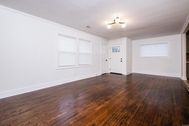 702 S Maple Street, Little Rock, AR 72205