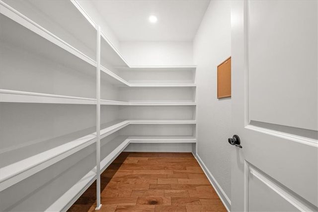 2110 NW Ashurst Drive, Lee's Summit, MO 64081