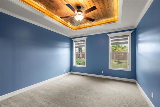 2110 NW Ashurst Drive, Lee's Summit, MO 64081