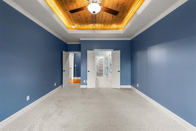 2110 NW Ashurst Drive, Lee's Summit, MO 64081