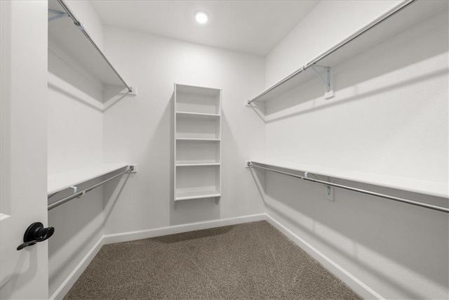 2110 NW Ashurst Drive, Lee's Summit, MO 64081