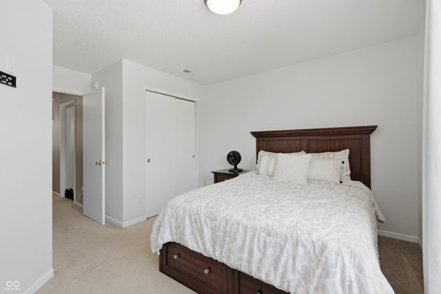 640 Streamside Drive, Greenfield, IN 46140