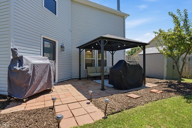 640 Streamside Drive, Greenfield, IN 46140