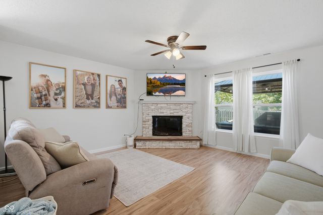 640 Streamside Drive, Greenfield, IN 46140