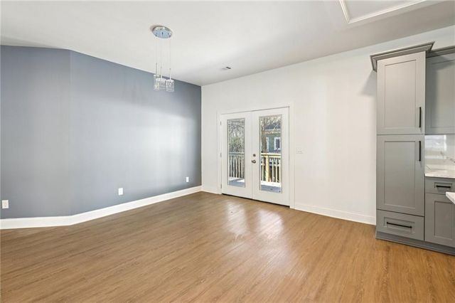 32 Pine Street, Porterdale, GA 30014