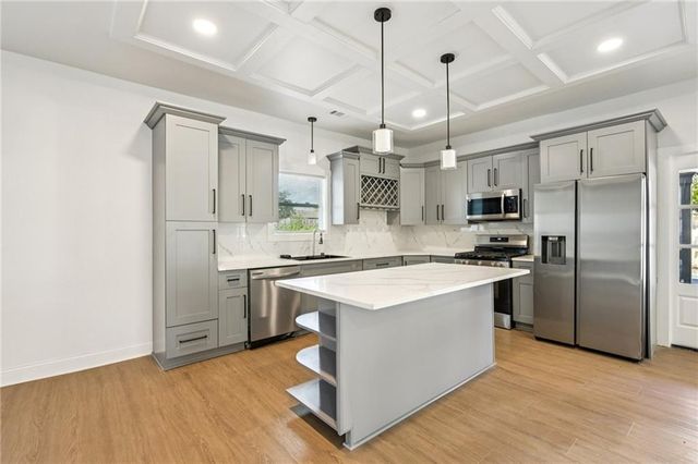 32 Pine Street, Porterdale, GA 30014