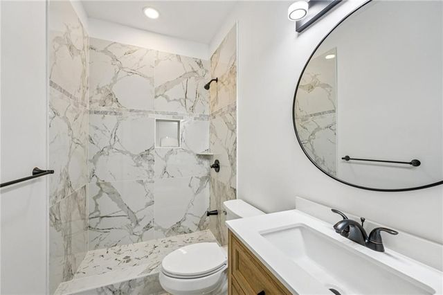 32 Pine Street, Porterdale, GA 30014