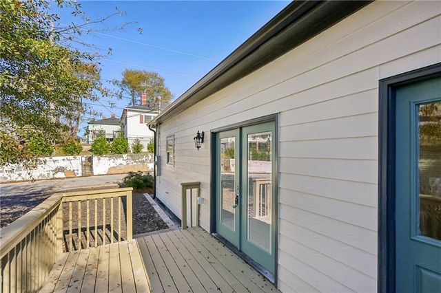 32 Pine Street, Porterdale, GA 30014