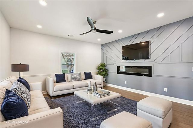 32 Pine Street, Porterdale, GA 30014