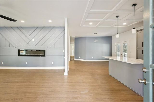 32 Pine Street, Porterdale, GA 30014