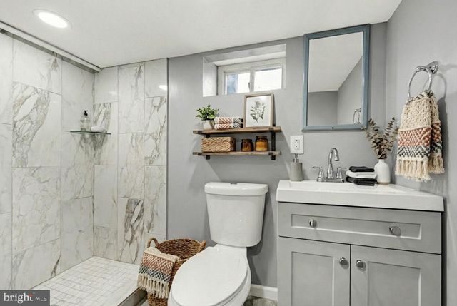 2613 AMBER ST, Philadelphia, PA 19125