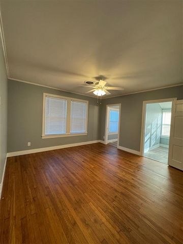 1114 10th Street, Lake Charles, LA 70601