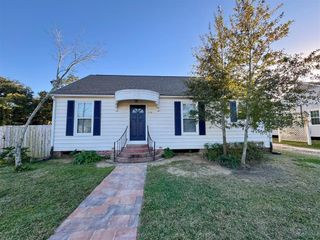 1114 10th Street, Lake Charles, LA 70601