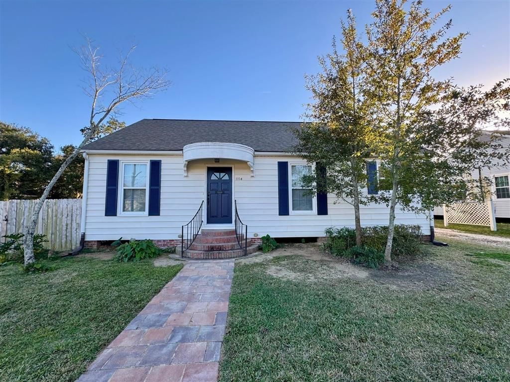 1114 10th Street, Lake Charles, LA 70601