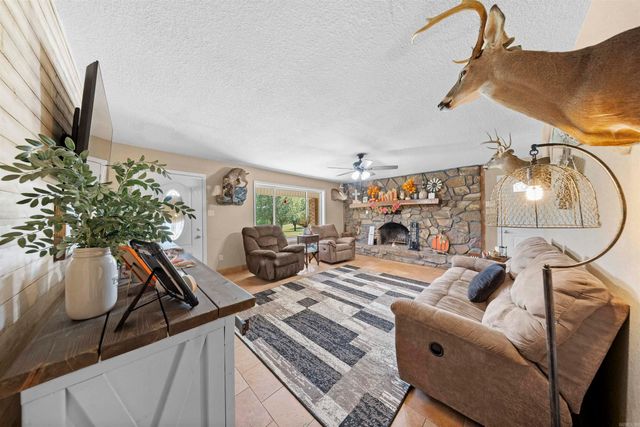 17928 Cathcart Road, Benton, AR 72019