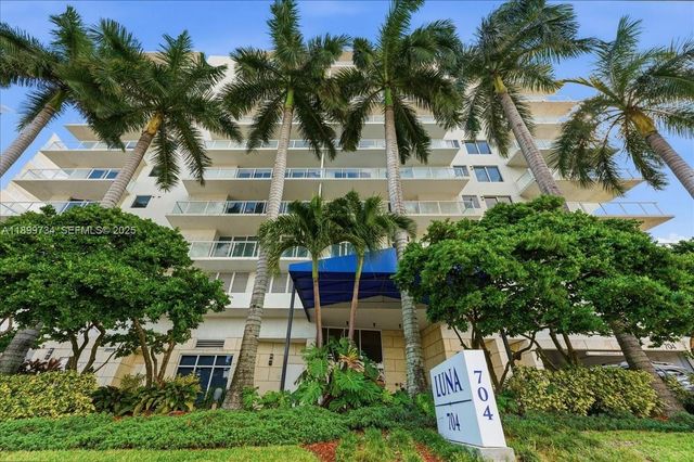 704 N Ocean Blvd 1002, Pompano Beach, FL 33062