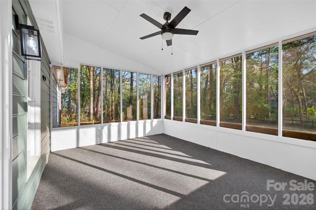 6543 Montezuma Trail, Charlotte, NC 28227