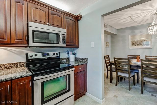 1351 Curlew AVE 104, Naples, FL 34102